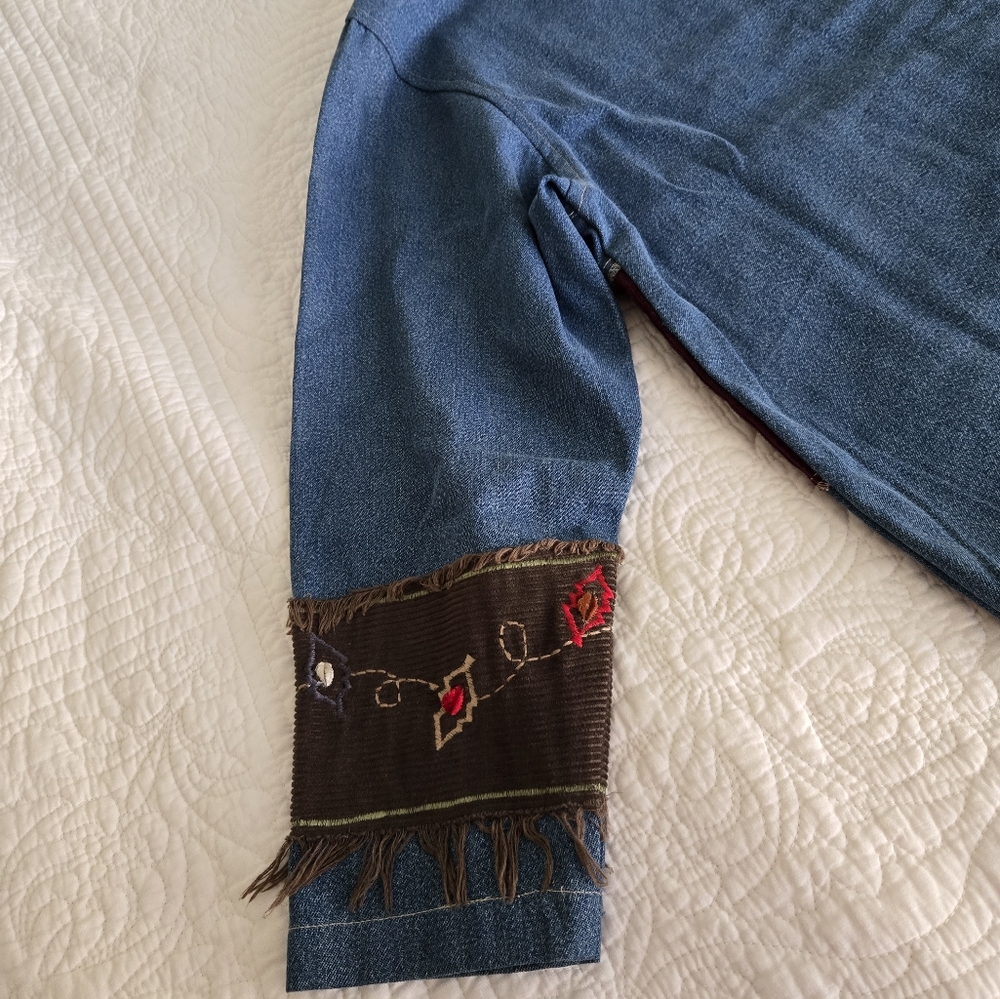 Fall Patchwork Denim Jacket - Picture 4 of 10